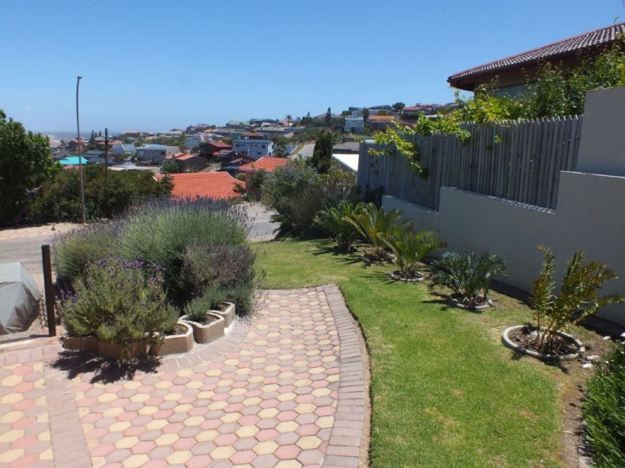 4 Bedroom Property for Sale in Dana Bay Western Cape